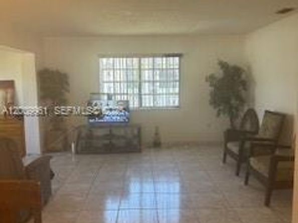 3128 NW 65th St, Miami FL 33147