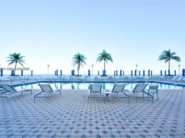 1880 S Ocean Dr TS106, Hallandale Beach FL 33009