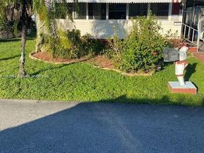 1891 SW 84th Ave, Davie FL 33324