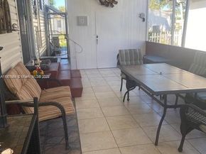 1891 SW 84th Ave, Davie FL 33324