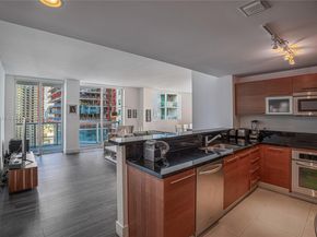 253 NE 2nd St 3203, Miami FL 33132