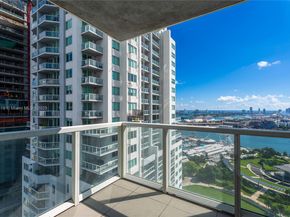 253 NE 2nd St 3203, Miami FL 33132