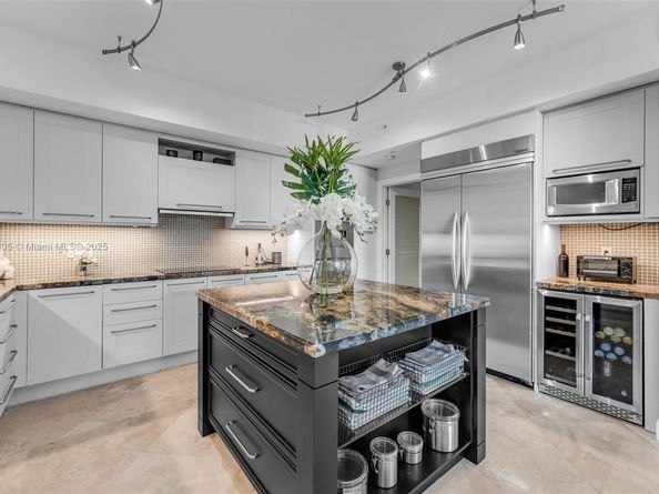 333 Las Olas Way 2505, Fort Lauderdale FL 33301