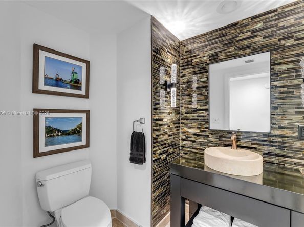 333 Las Olas Way 2505, Fort Lauderdale FL 33301