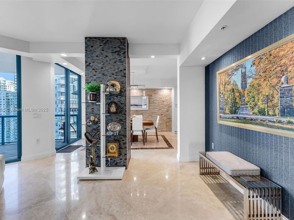 333 Las Olas Way 2505, Fort Lauderdale FL 33301