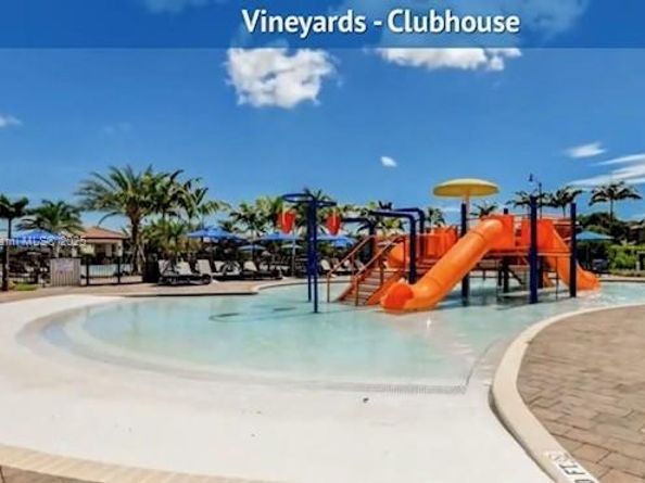 158 SE 34th Ter, Homestead FL 33033