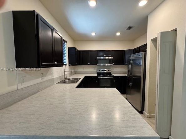 158 SE 34th Ter, Homestead FL 33033