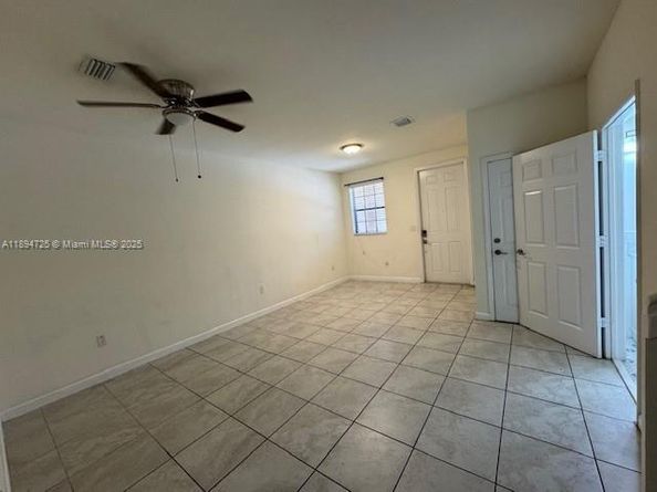 158 SE 34th Ter, Homestead FL 33033