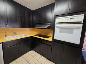 2320 Dover, Weston FL 33326