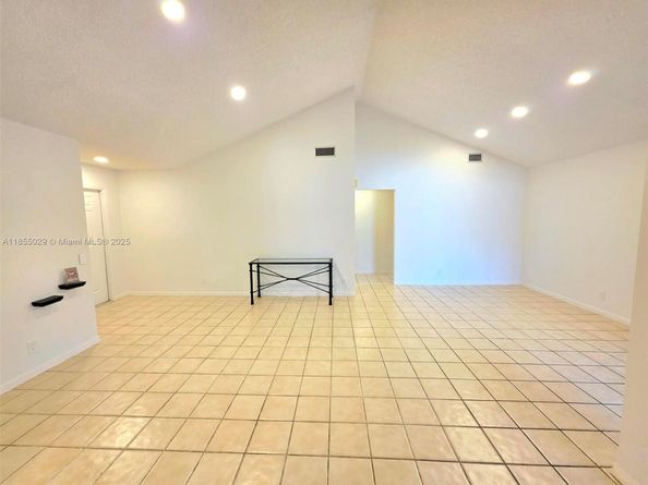 2320 Dover, Weston FL 33326