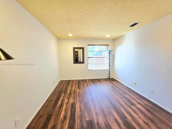 2320 Dover, Weston FL 33326