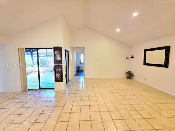 2320 Dover, Weston FL 33326