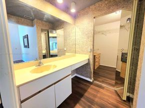 2320 Dover, Weston FL 33326
