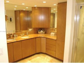 1717 N Bayshore Dr A1734, Miami FL 33132