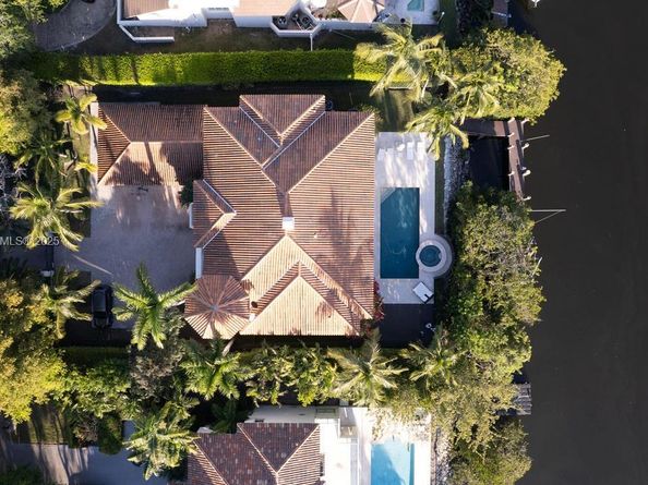 Undisclosed Address #A11790415, Coral Gables FL 33143