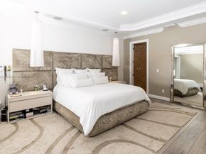 Undisclosed Address #A11790415, Coral Gables FL 33143