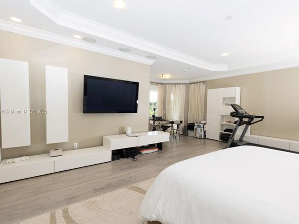 Undisclosed Address #A11790415, Coral Gables FL 33143