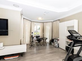 Undisclosed Address #A11790415, Coral Gables FL 33143