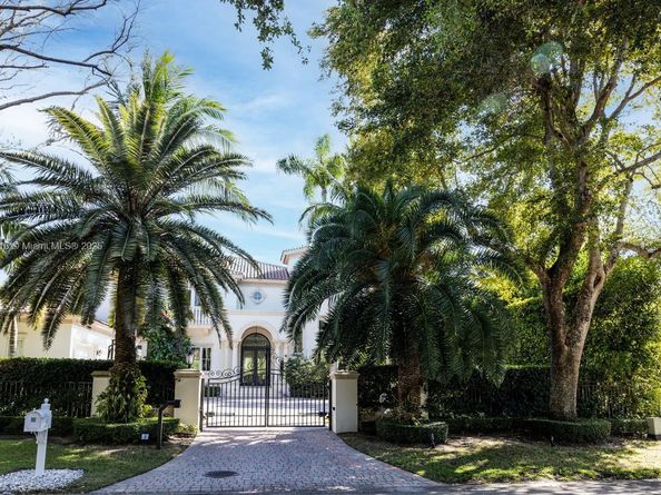 Undisclosed Address #A11790415, Coral Gables FL 33143