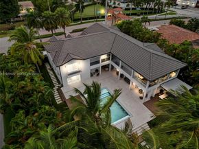 431 Layne Blvd, Hallandale Beach FL 33009