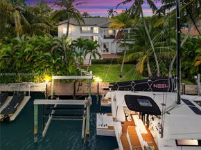 431 Layne Blvd, Hallandale Beach FL 33009