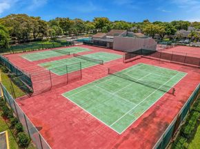 1505 NW 113th Ave, Pembroke Pines FL 33026