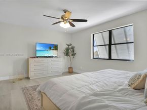 1505 NW 113th Ave, Pembroke Pines FL 33026
