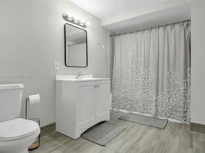 1505 NW 113th Ave, Pembroke Pines FL 33026
