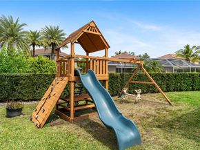4491 Foxtail Ln, Weston FL 33331