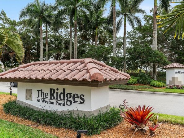 4491 Foxtail Ln, Weston FL 33331