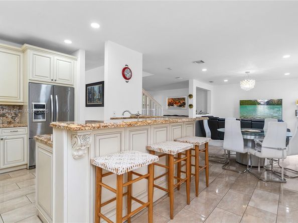 4491 Foxtail Ln, Weston FL 33331