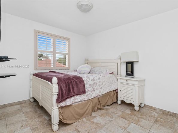 4491 Foxtail Ln, Weston FL 33331