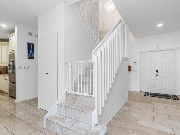 4491 Foxtail Ln, Weston FL 33331