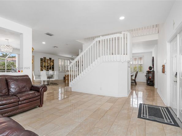 4491 Foxtail Ln, Weston FL 33331