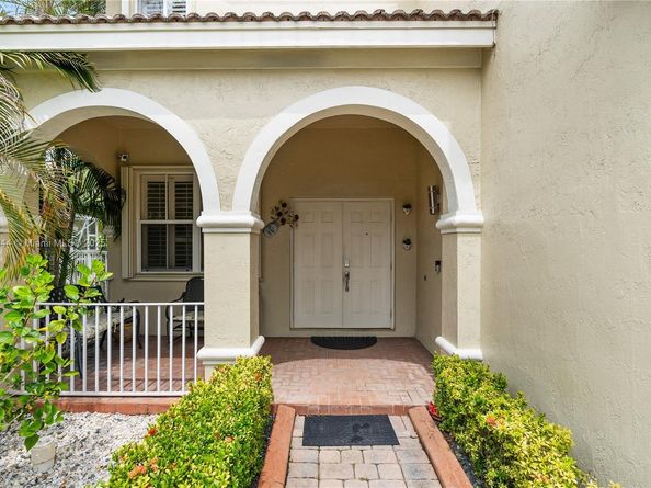 4491 Foxtail Ln, Weston FL 33331