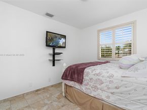 4491 Foxtail Ln, Weston FL 33331