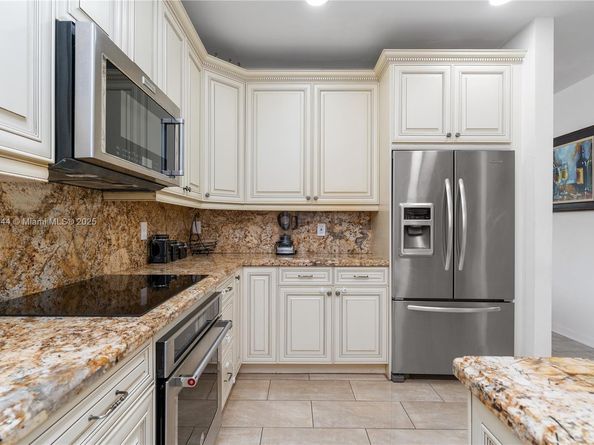 4491 Foxtail Ln, Weston FL 33331