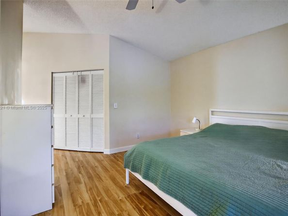 7306 NW 1st Mnr, Plantation FL 33317