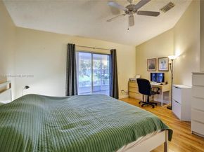7306 NW 1st Mnr, Plantation FL 33317