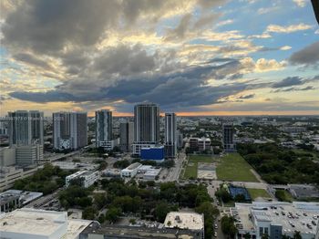 1750 N Bayshore Dr