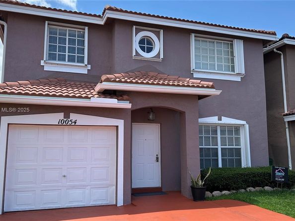 10054 SW 163rd Ct, Miami FL 33196