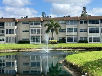 4800 NW 35th St