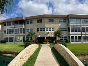 4800 NW 35th St 607, Lauderdale Lakes FL 33319