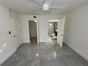 14921 SW 82nd Ln 19508, Miami FL 33193