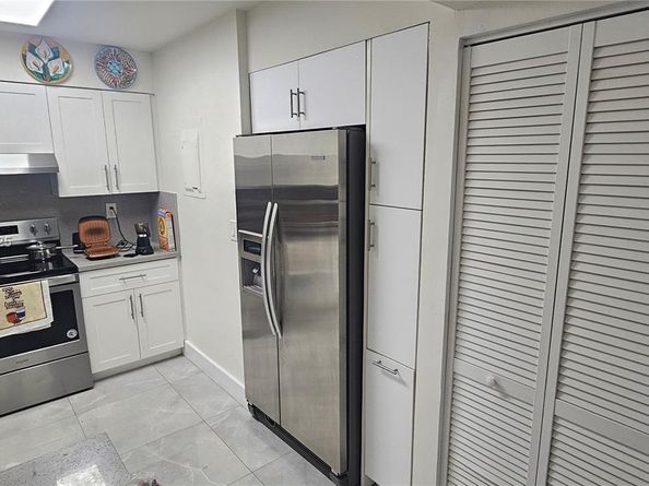 14921 SW 82nd Ln 19508, Miami FL 33193