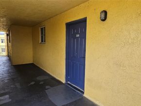 14921 SW 82nd Ln 19508, Miami FL 33193