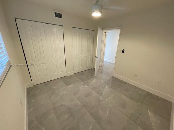 14921 SW 82nd Ln 19508, Miami FL 33193