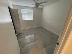 14921 SW 82nd Ln 19508, Miami FL 33193