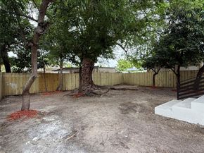 1125 NW 37th St, Miami FL 33127