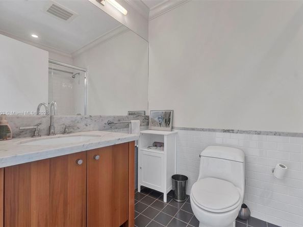 6101 Aqua Ave 103, Miami Beach FL 33141